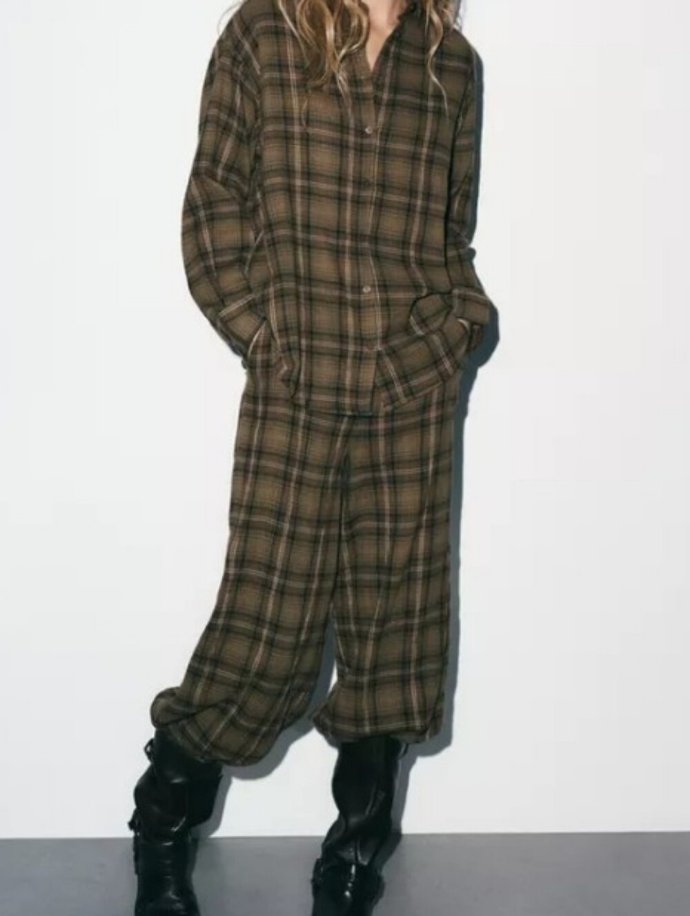 Zara Plaid Balloon Gauce Pants - Olive Plaid Sz-L